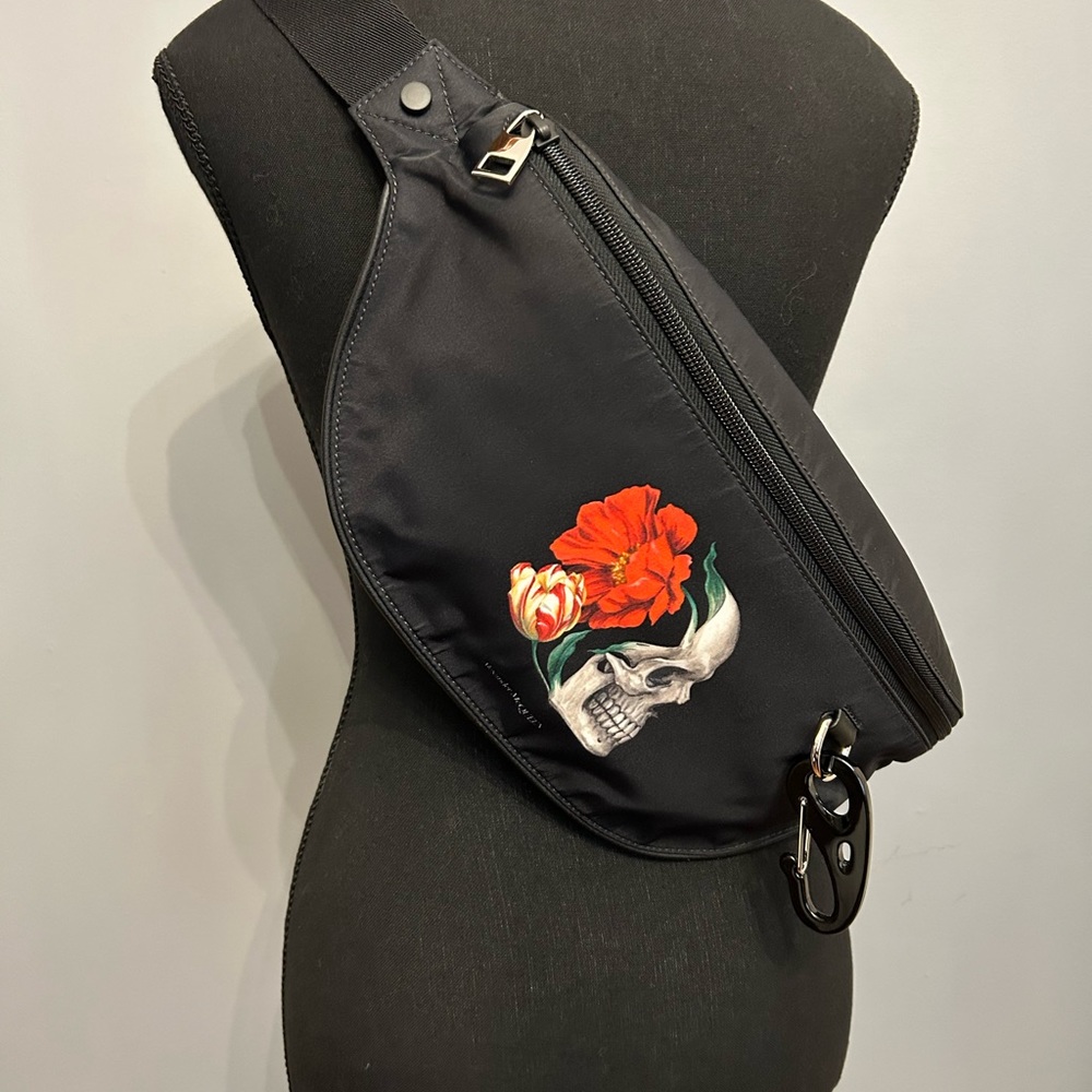 ALEXANDER McQUEEN Skull Print Nylon Harness Belt Bag - Picture 2 of 8